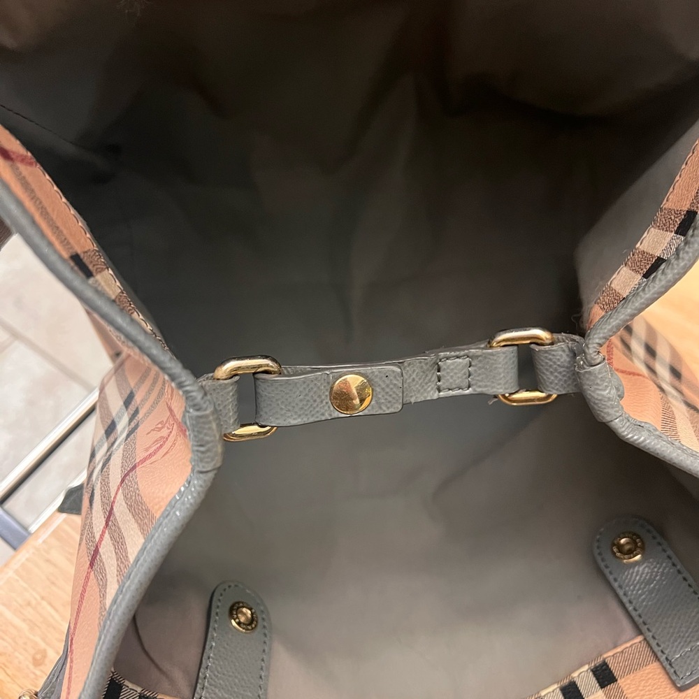 Authentic Burberry Haymarket Tote Purse Bag - Picture 2 of 15